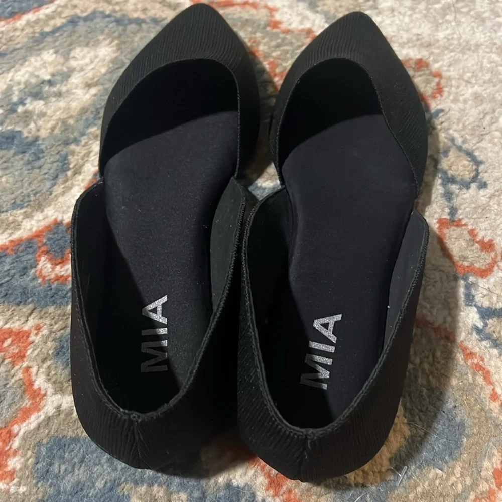 MIA Shoes Womens 7 Lynne Casual Slip On Pointed Loafer Flats Black Fabric - Picture 4 of 6